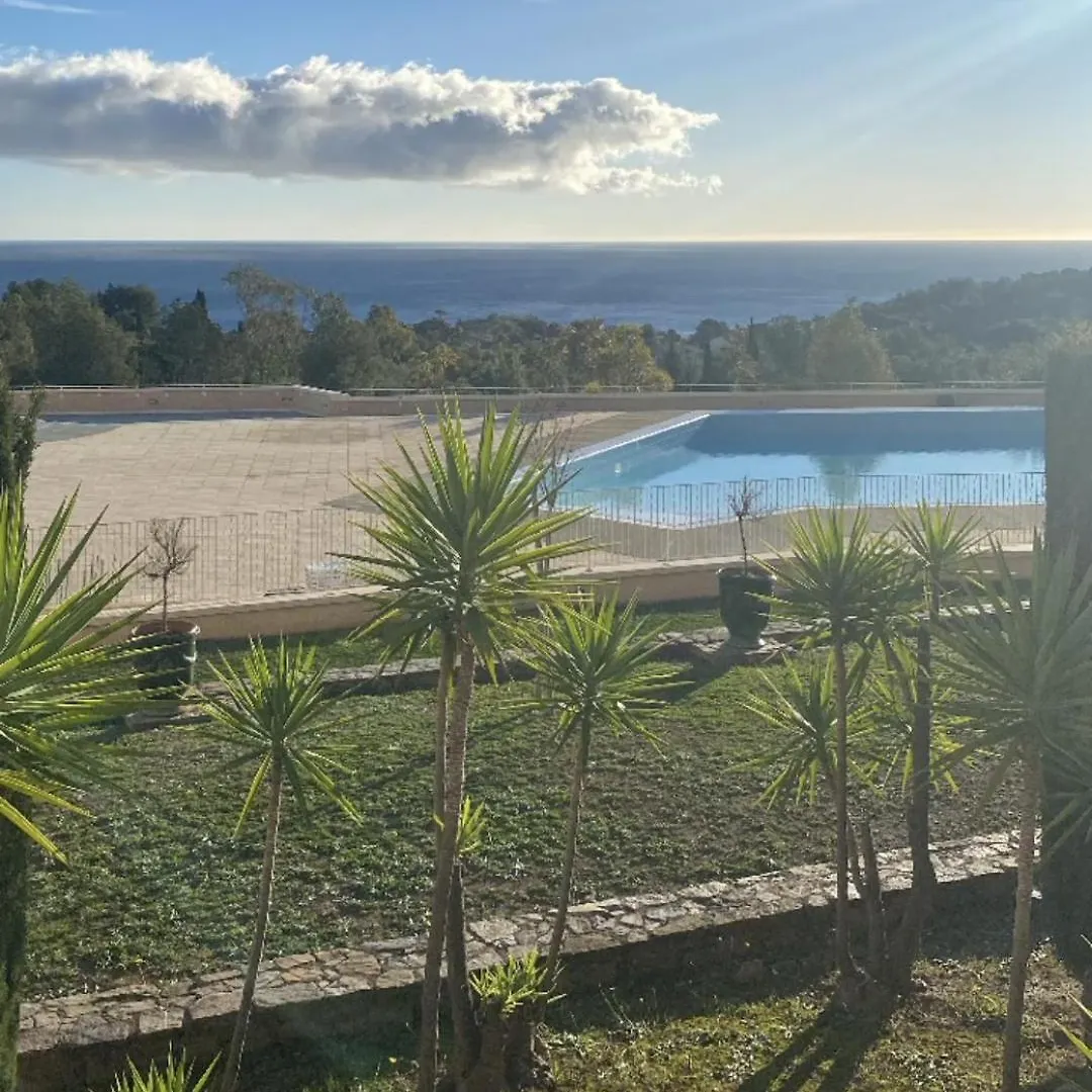 Appartement Rez De Jardin 4 A 5 Personnes Cap Esterel Saint-Raphael  0*, Saint-Raphael (Var) France